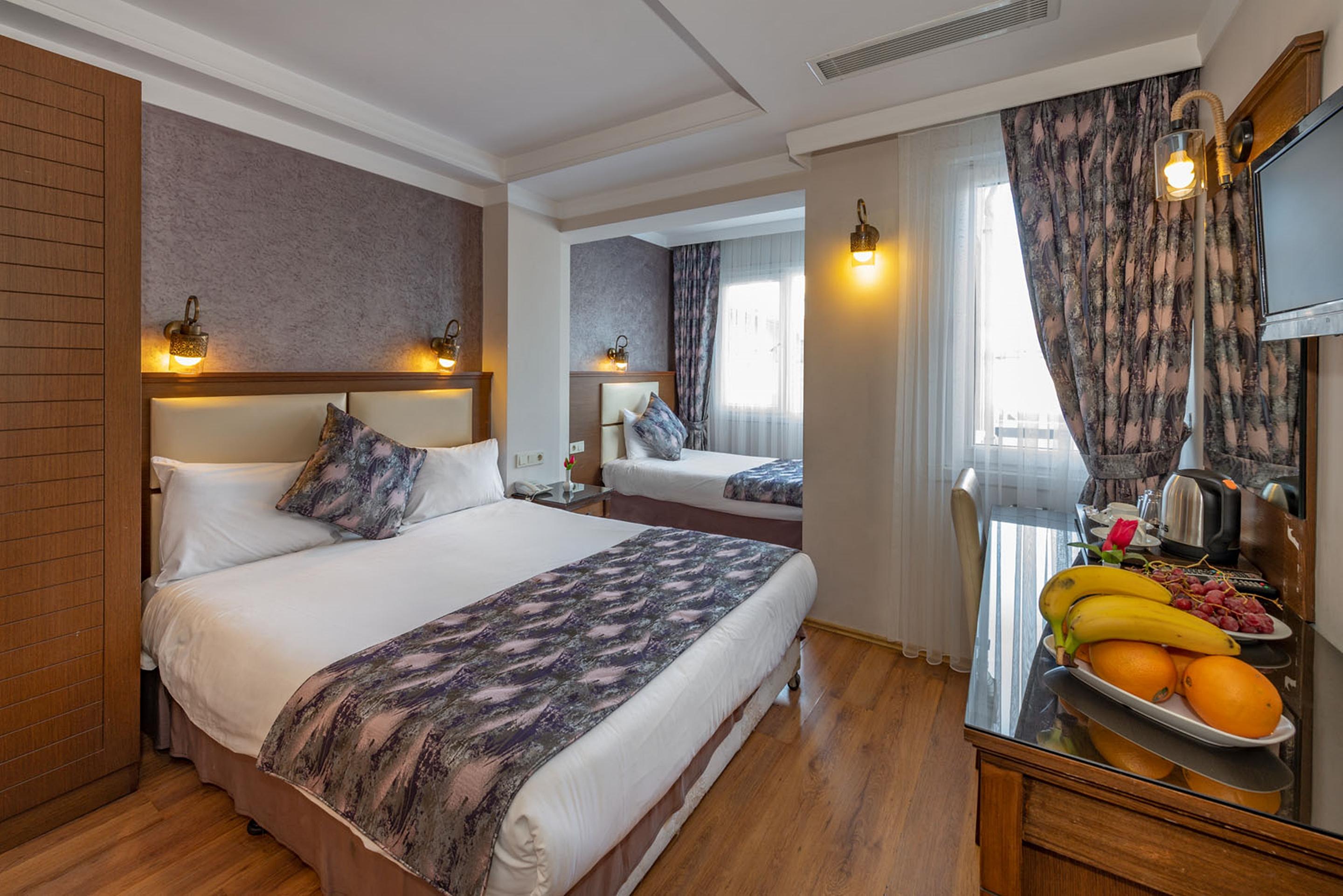 Aristocrat Отель 3*