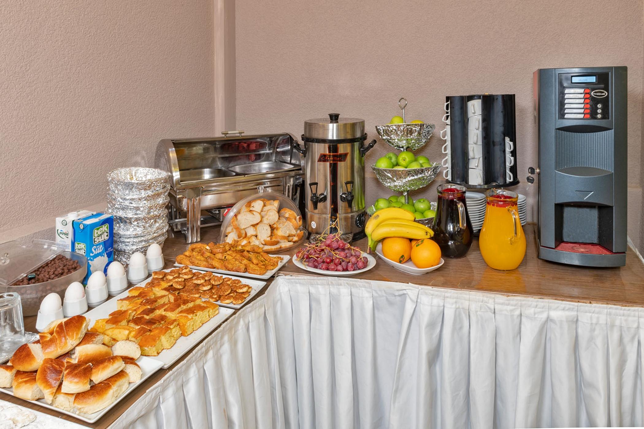 Aristocrat Hotel